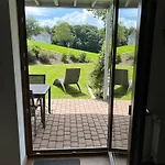 Apartamento Ruhige Mit Terrasse Für 2 Personen *