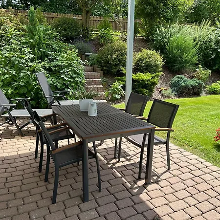 Ruhige Mit Terrasse Fuer 2 Personen Apartment Vohenstrauss