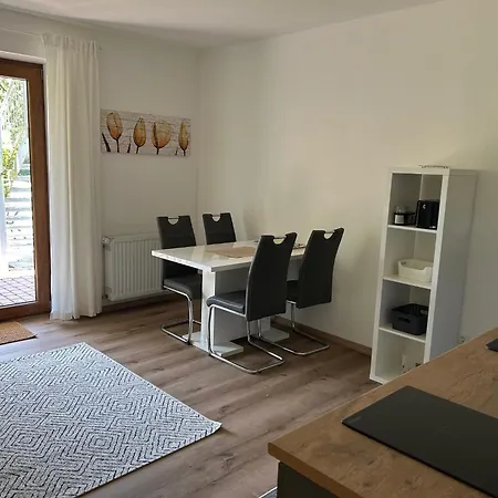 Ruhige Mit Terrasse Fuer 2 Personen Apartment Vohenstrauss
